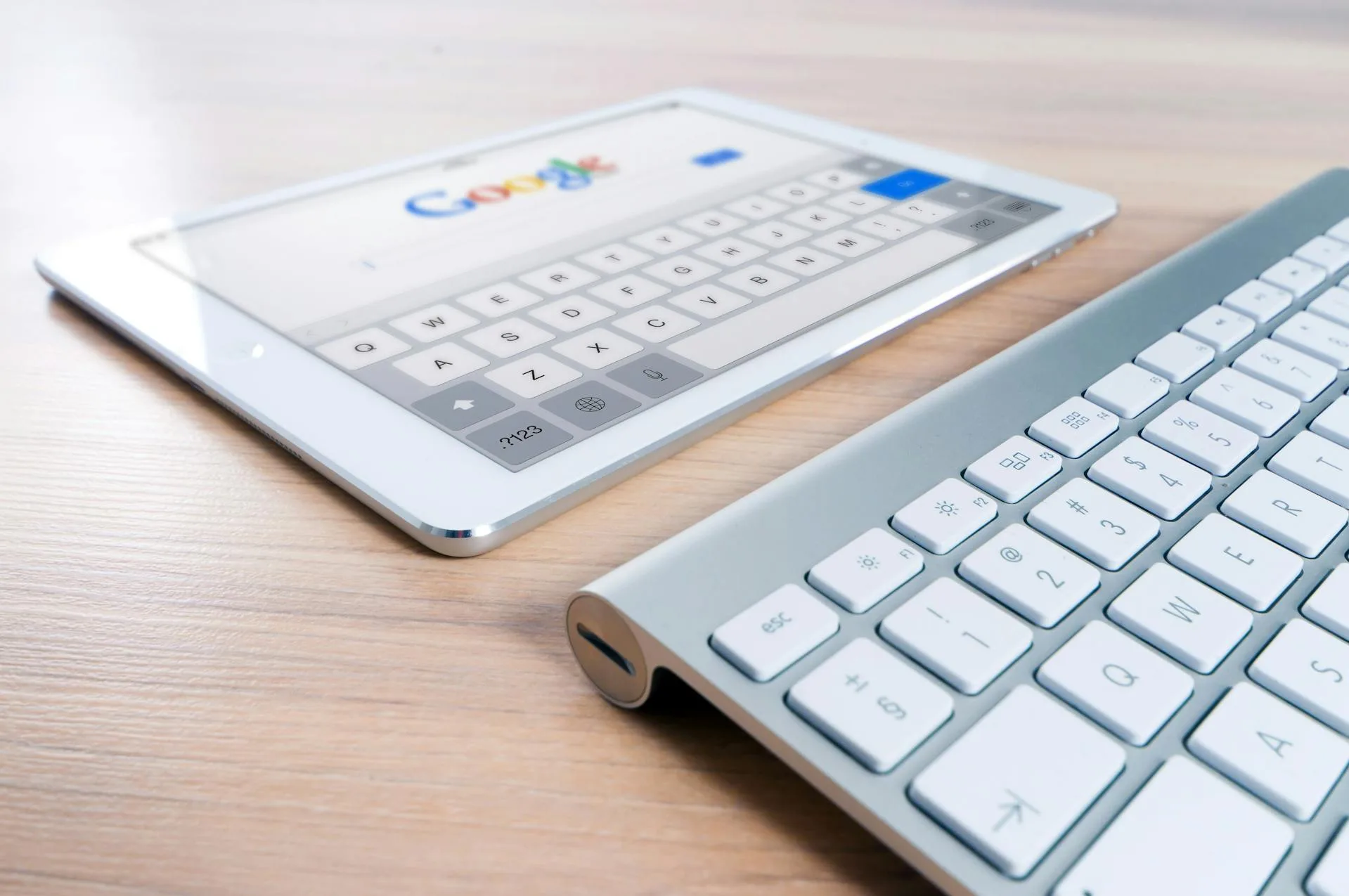 Création de contenu automatisé avec l'IA : Guide complet 2024